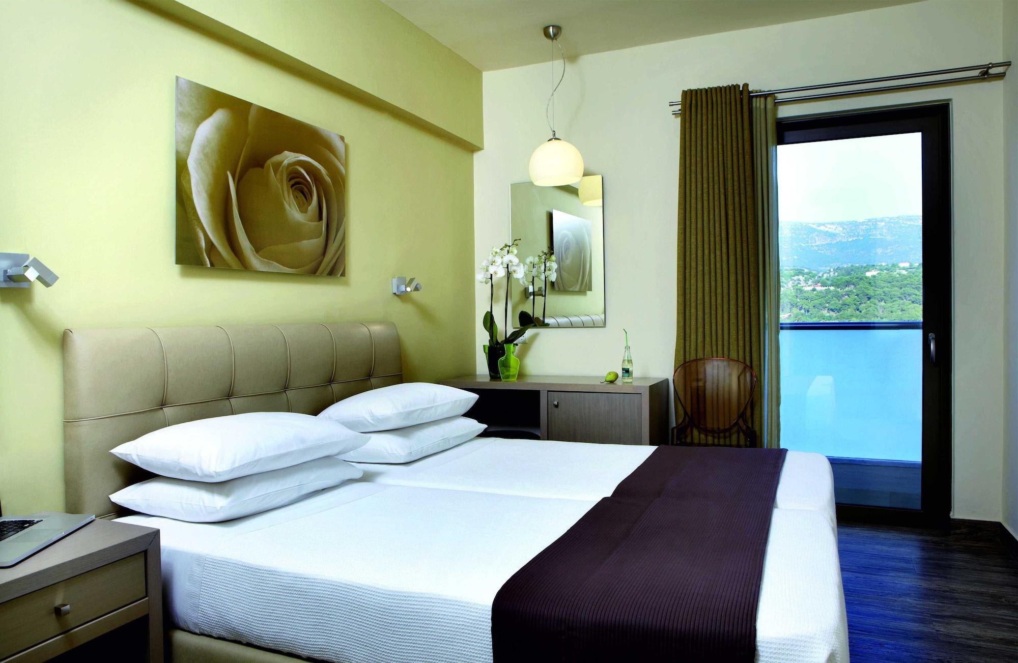 Mouikis Hotel Kefalonia Argostoli  Exterior photo
