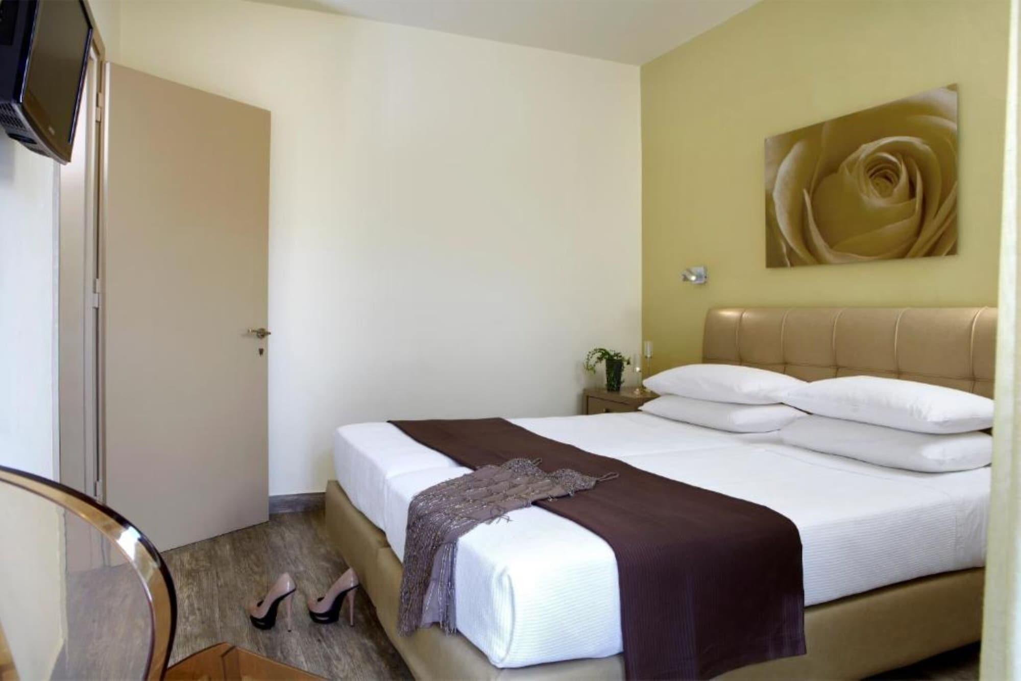 Mouikis Hotel Kefalonia Argostoli  Exterior photo